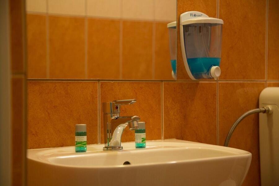Levendula Apartmanhaz Hajdúszoboszló 外观 照片