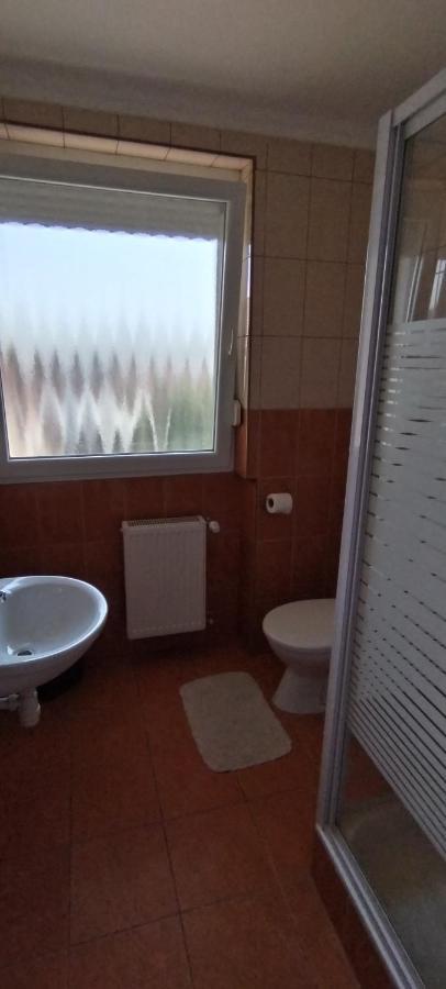 Levendula Apartmanhaz Hajdúszoboszló 外观 照片