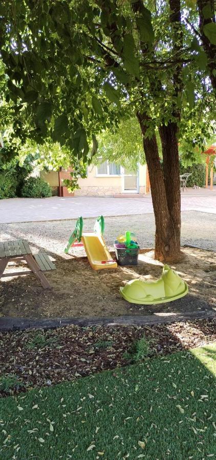 Levendula Apartmanhaz Hajdúszoboszló 外观 照片