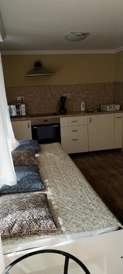 Levendula Apartmanhaz Hajdúszoboszló 外观 照片